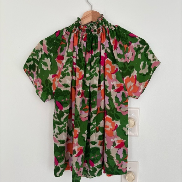Rungolee || Katarina Silk Blouse High Neck Ruffle in Monet Multi Floral Pink M - Picture 4 of 9